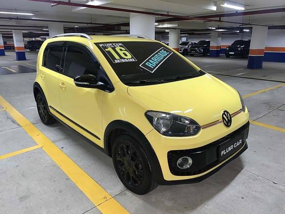 VOLKSWAGEN CROSS UP 1.0 MPI 12V FLEX 4P MANUAL VOLKSWAGEN CROSS UP 1.0 MPI 12V FLEX 4P MANUAL